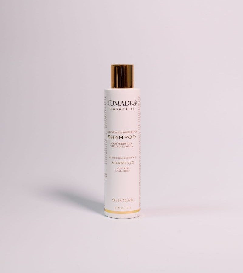 Shampoo Capelli Nutriente e Rigenerante