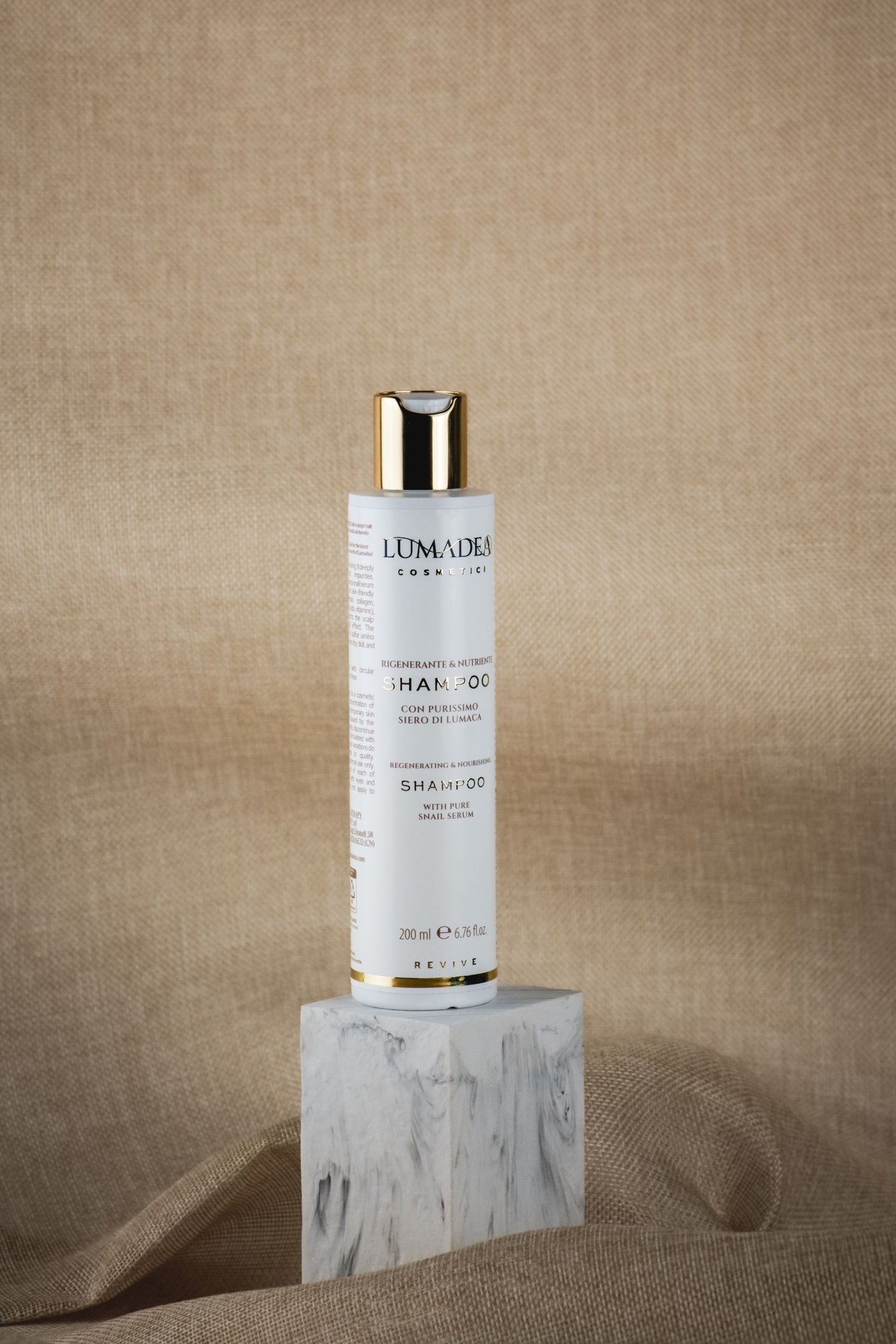 Shampoo Capelli Nutriente e Rigenerante